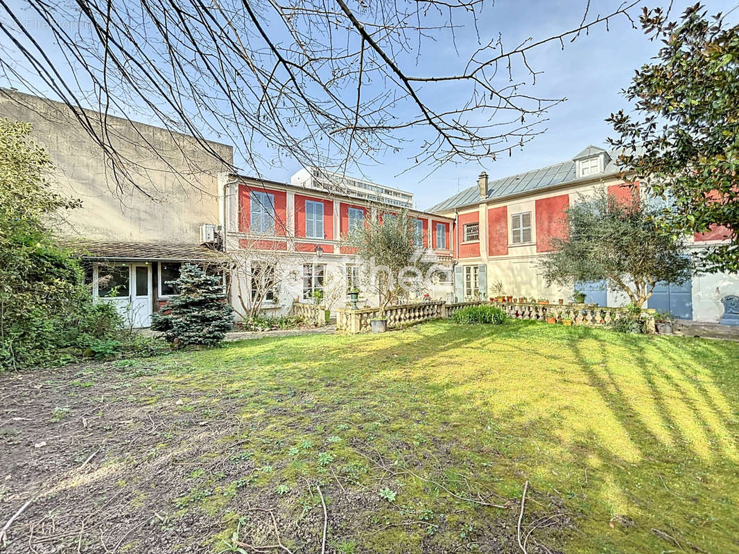 Maison à CHOISY-LE-ROI