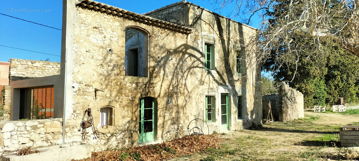 Maison à L&#039;ISLE-SUR-LA-SORGUE