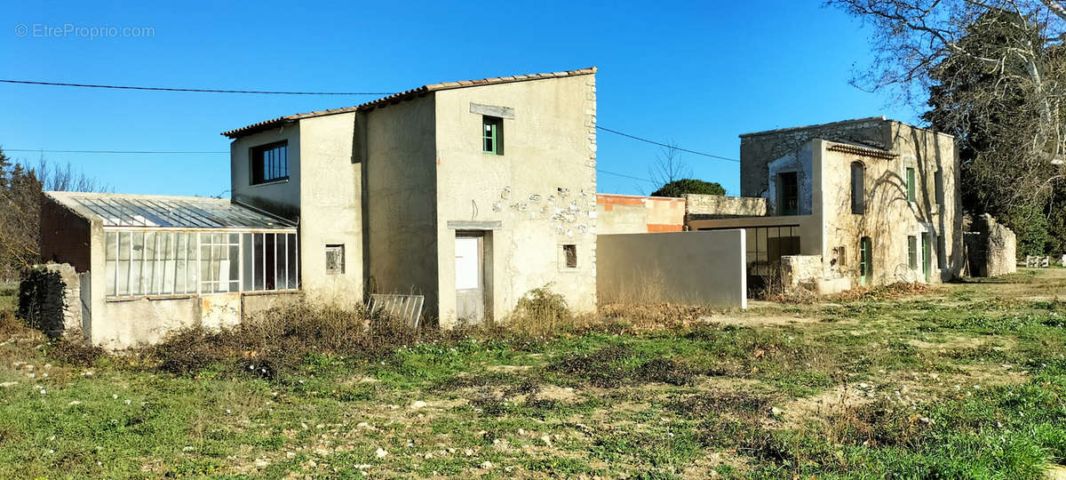 Maison à L&#039;ISLE-SUR-LA-SORGUE