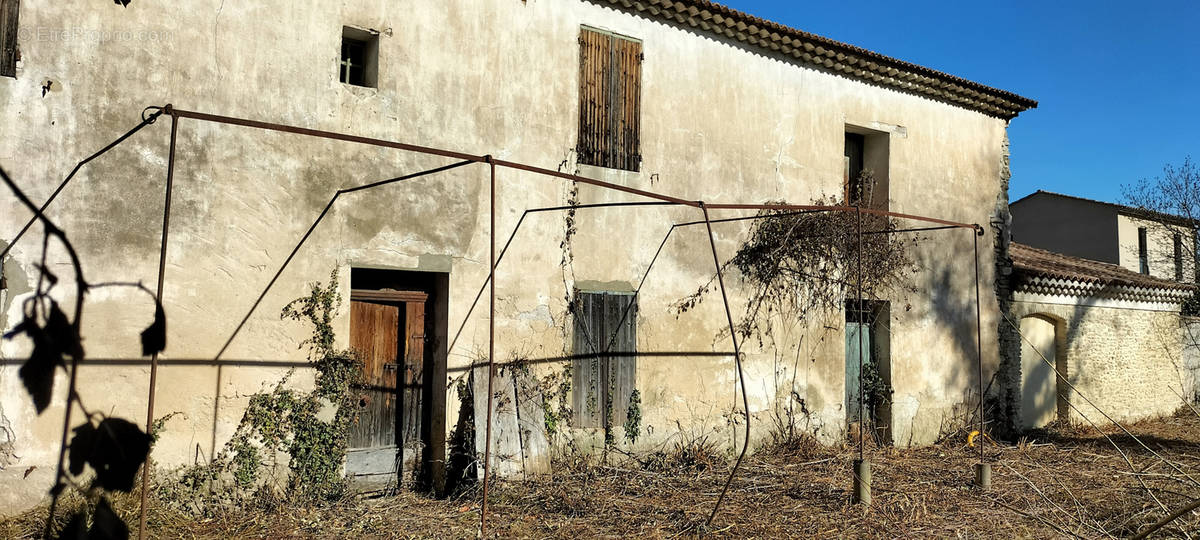 Maison à L&#039;ISLE-SUR-LA-SORGUE