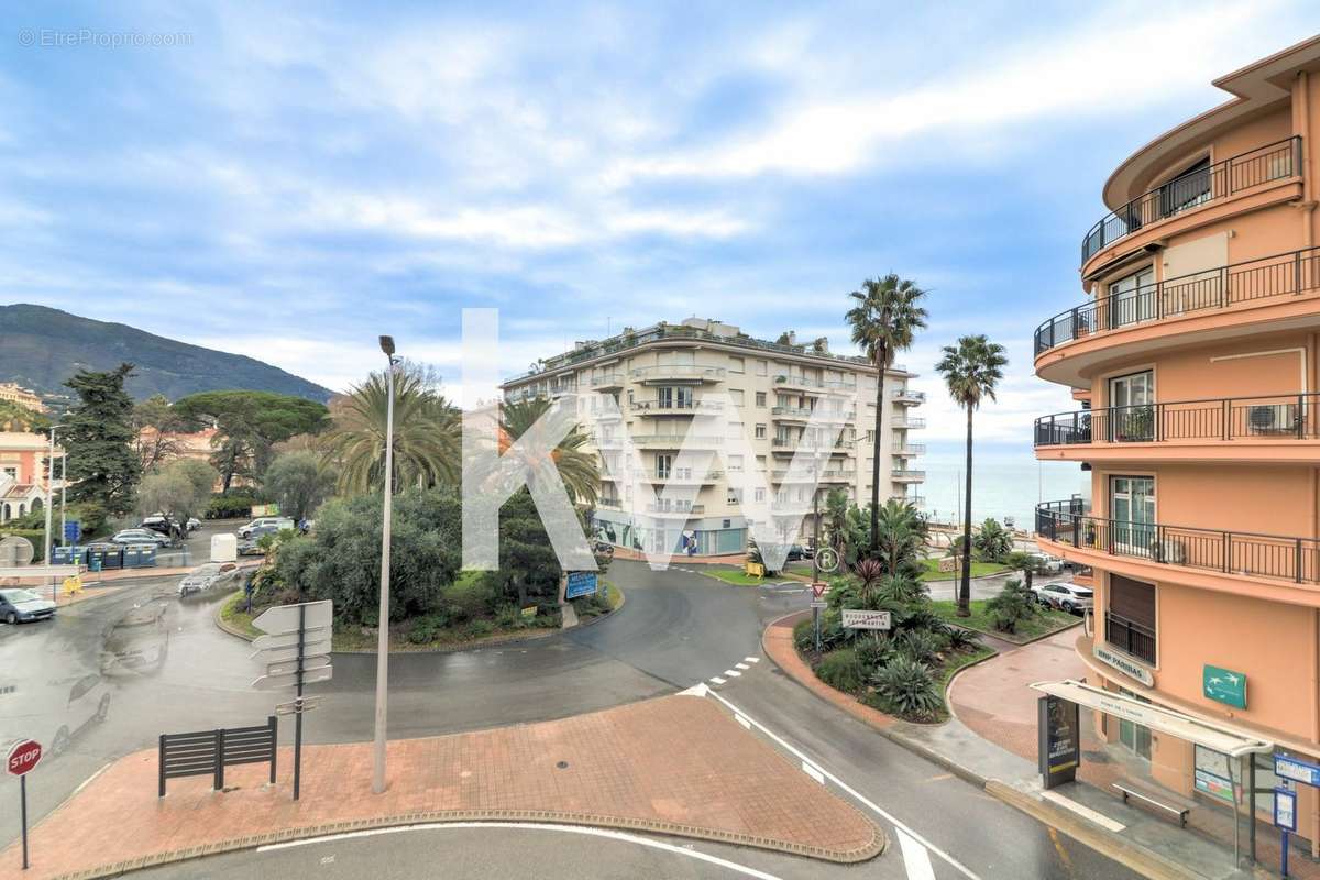 Appartement à ROQUEBRUNE-CAP-MARTIN