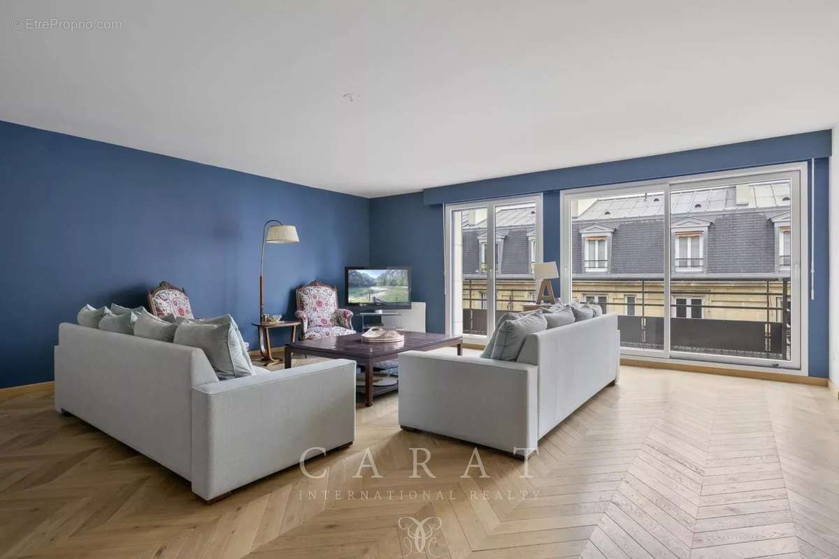 Appartement à ISSY-LES-MOULINEAUX