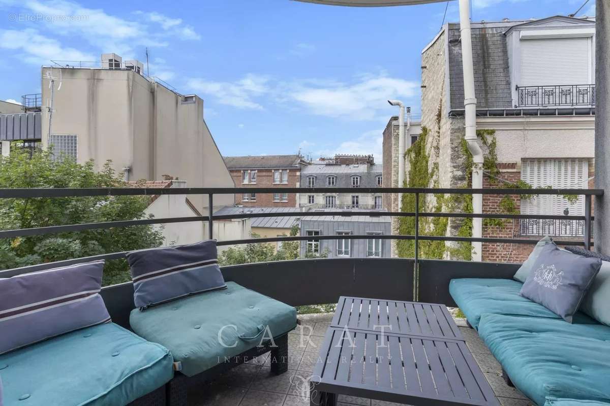 Appartement à ISSY-LES-MOULINEAUX