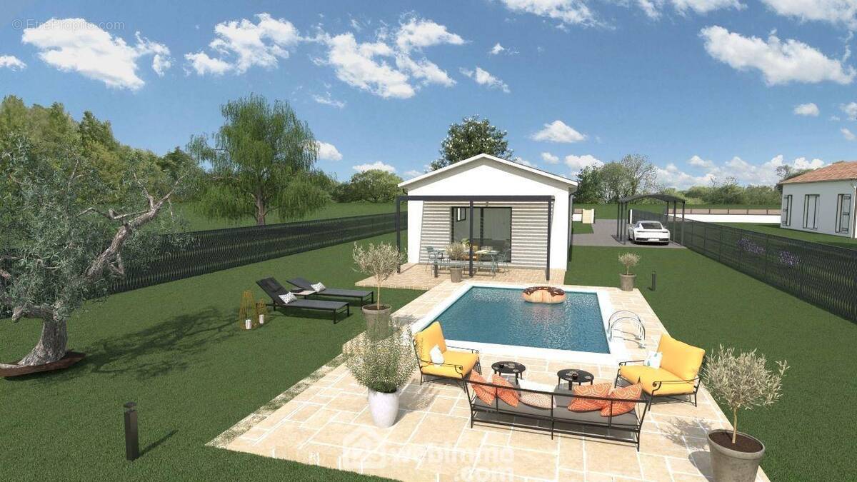 ...Un espace extérieur séduisant avec une piscine scintillante sous le soleil. La maison en arrière-plan crée une atmosphère conviviale et élégante. - Terrain à LE PIAN-MEDOC