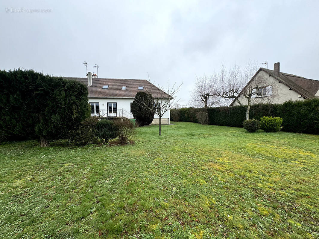 Maison à SENLIS