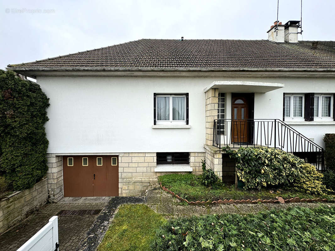 Maison à SENLIS