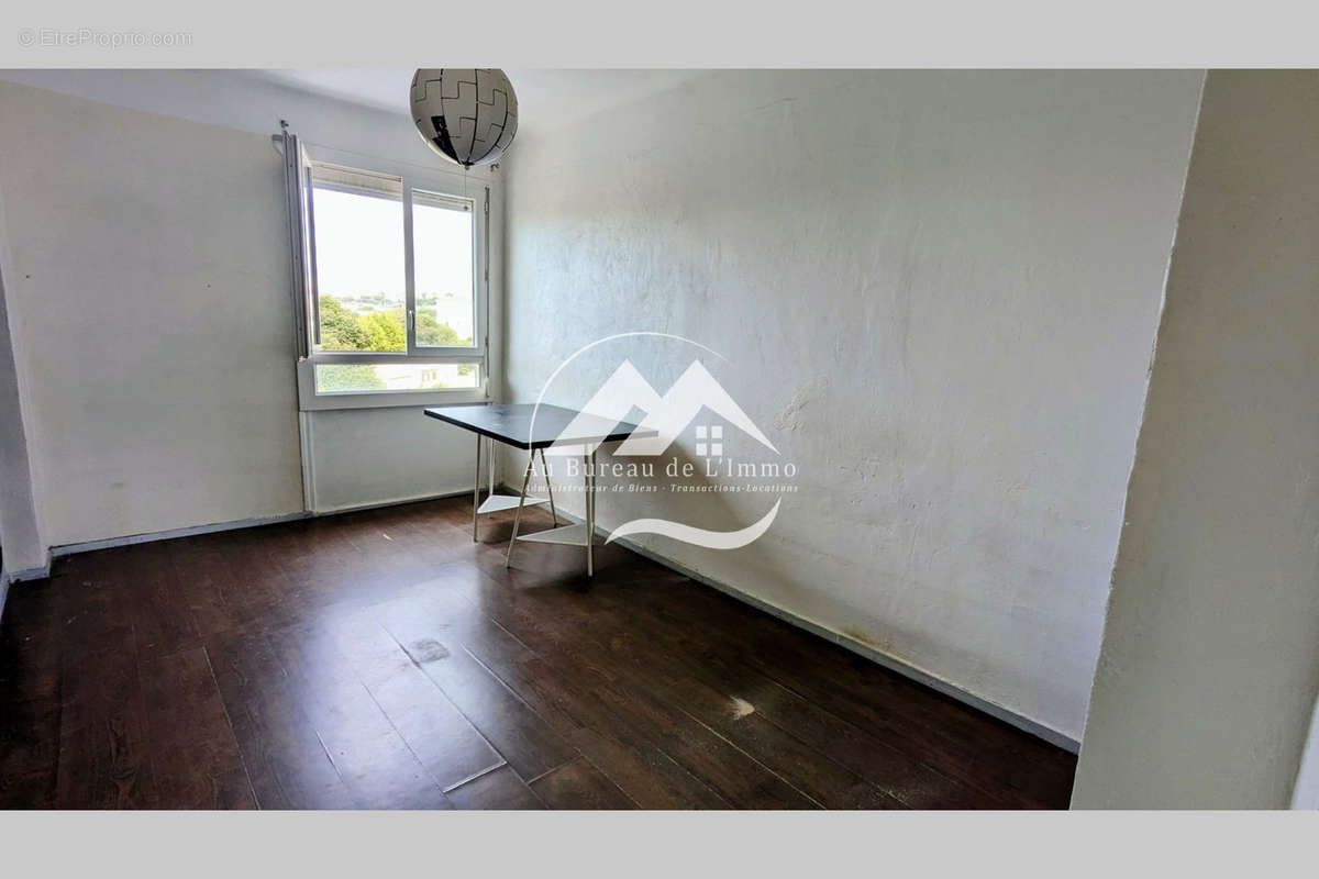 Appartement à MARSEILLE-11E