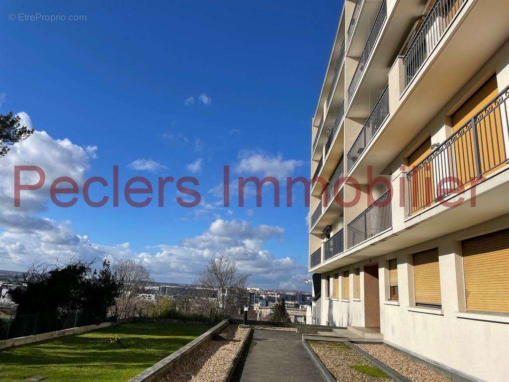 Appartement à RUEIL-MALMAISON