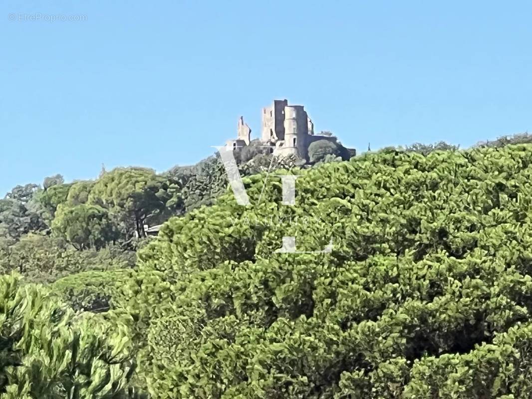 Terrain à GRIMAUD