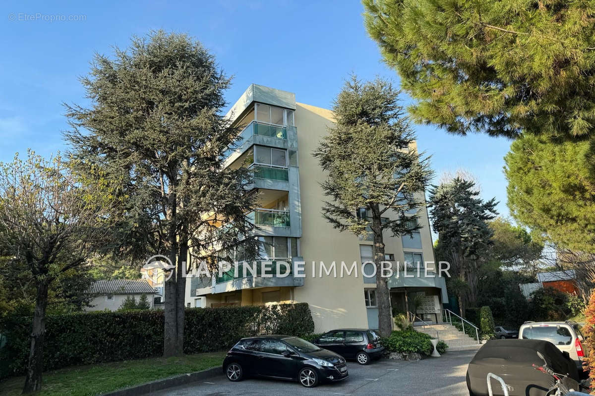 Appartement à CAGNES-SUR-MER