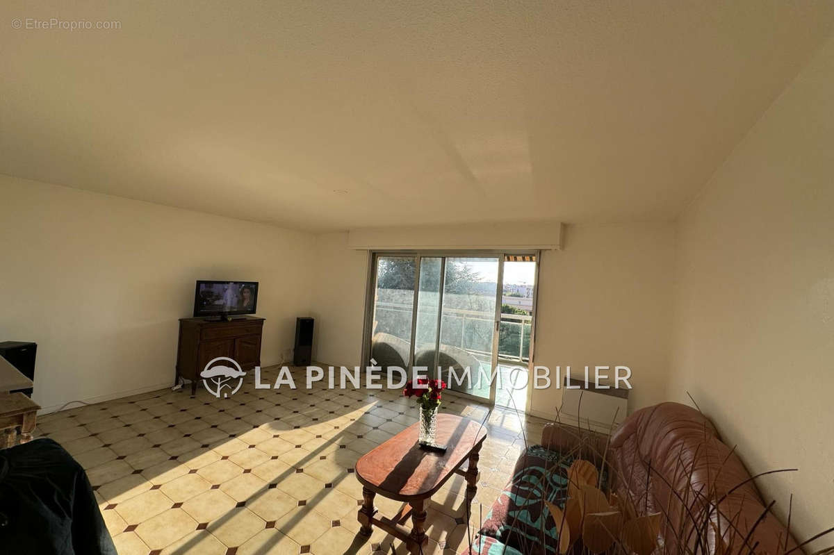 Appartement à CAGNES-SUR-MER