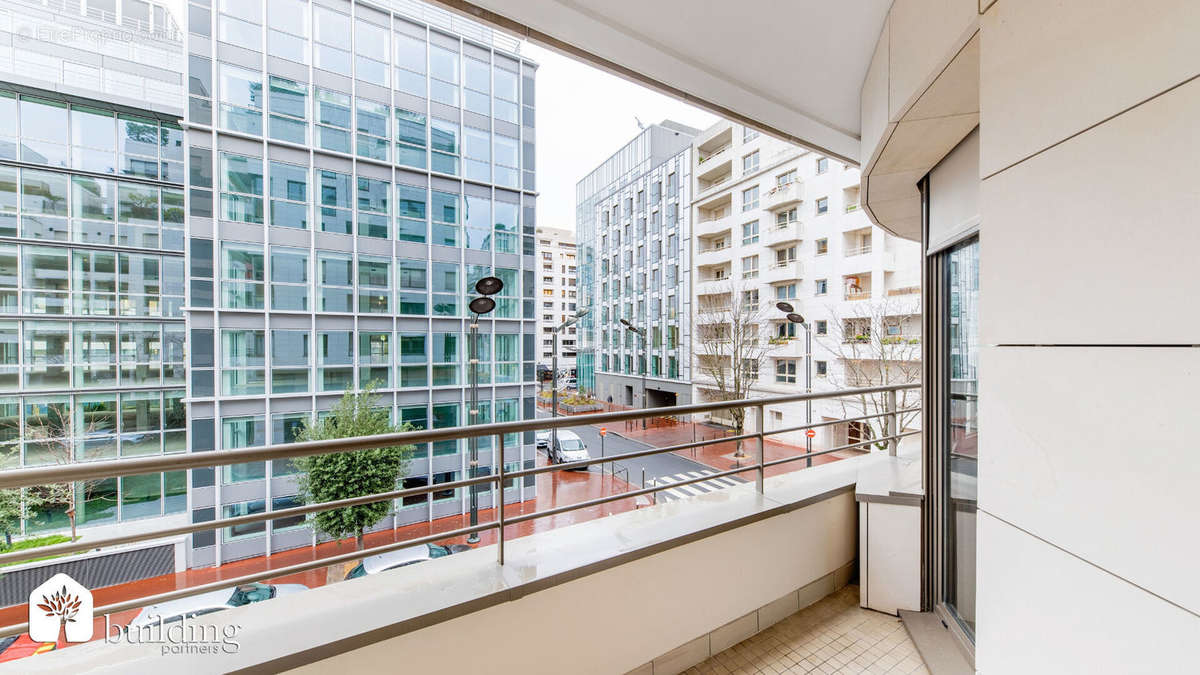 Appartement à LEVALLOIS-PERRET