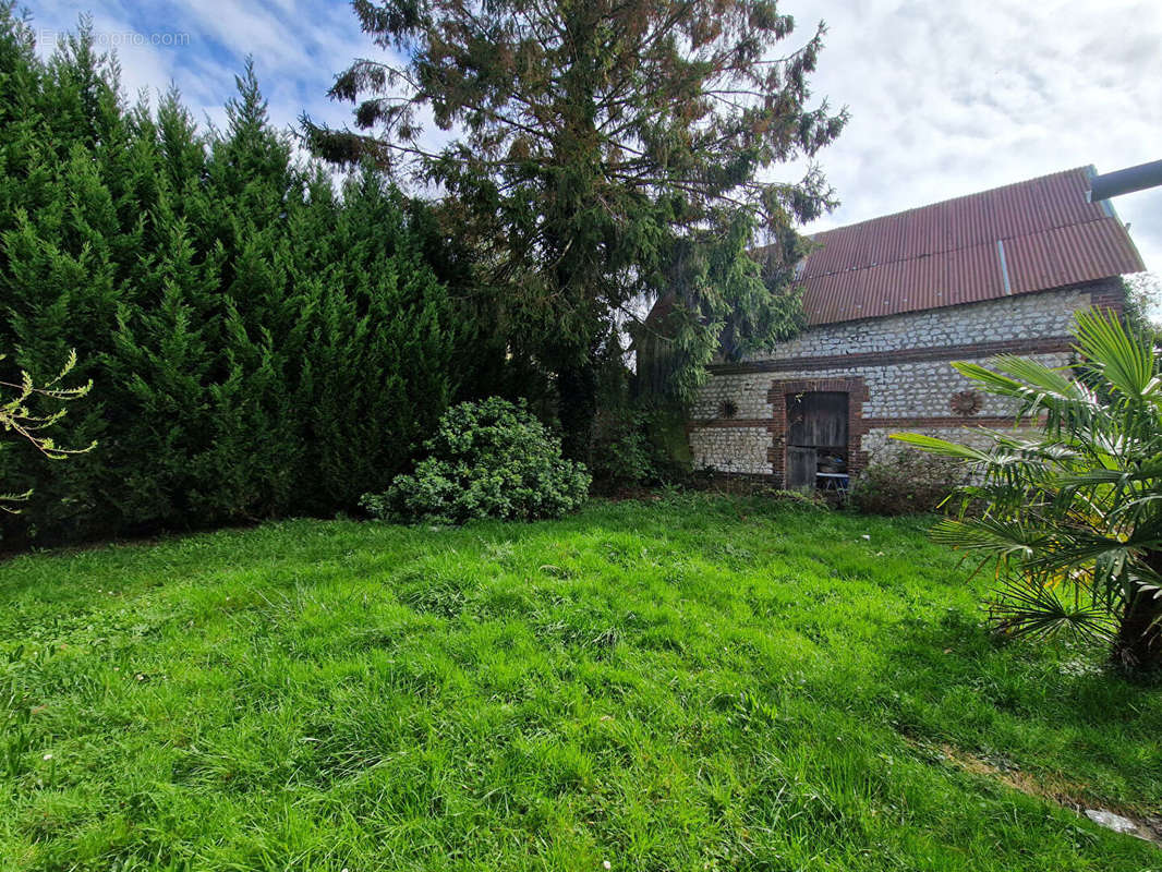 Maison à LA NEUVILLE-CHANT-D&#039;OISEL