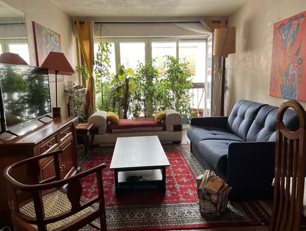 Appartement à PARIS-18E