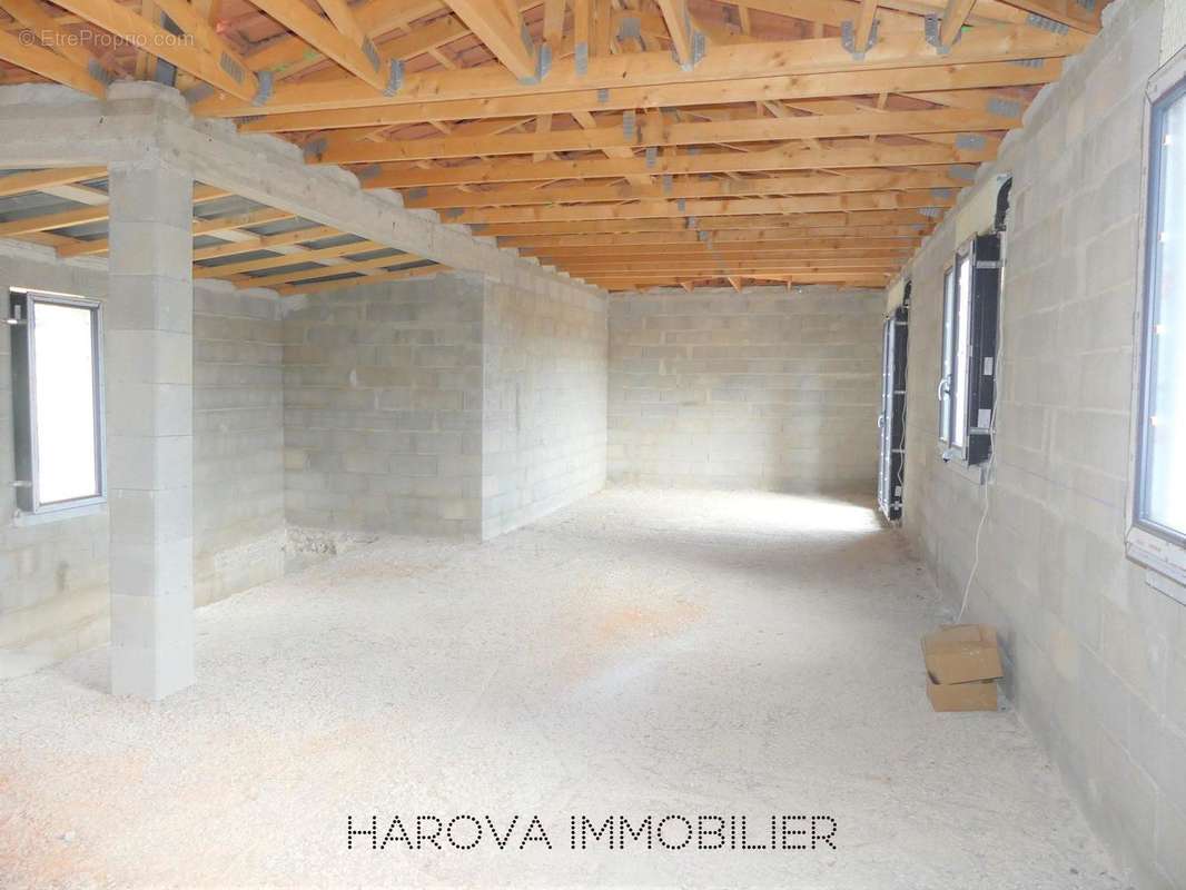 HAROVA IMMOBILIER - Maison à MARSEILLE-13E