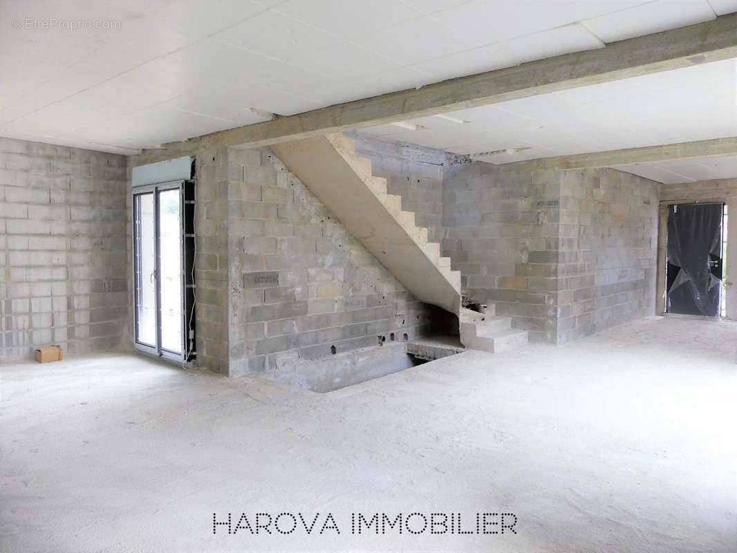 HAROVA IMMOBILIER - Maison à MARSEILLE-13E