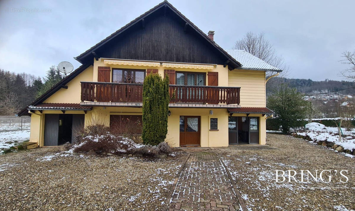 Maison à COLROY-LA-ROCHE