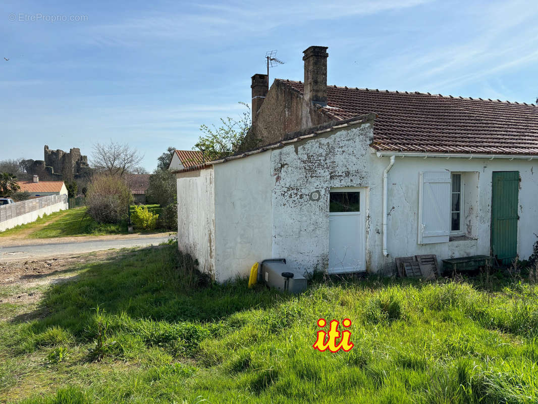 Maison à TALMONT-SAINT-HILAIRE