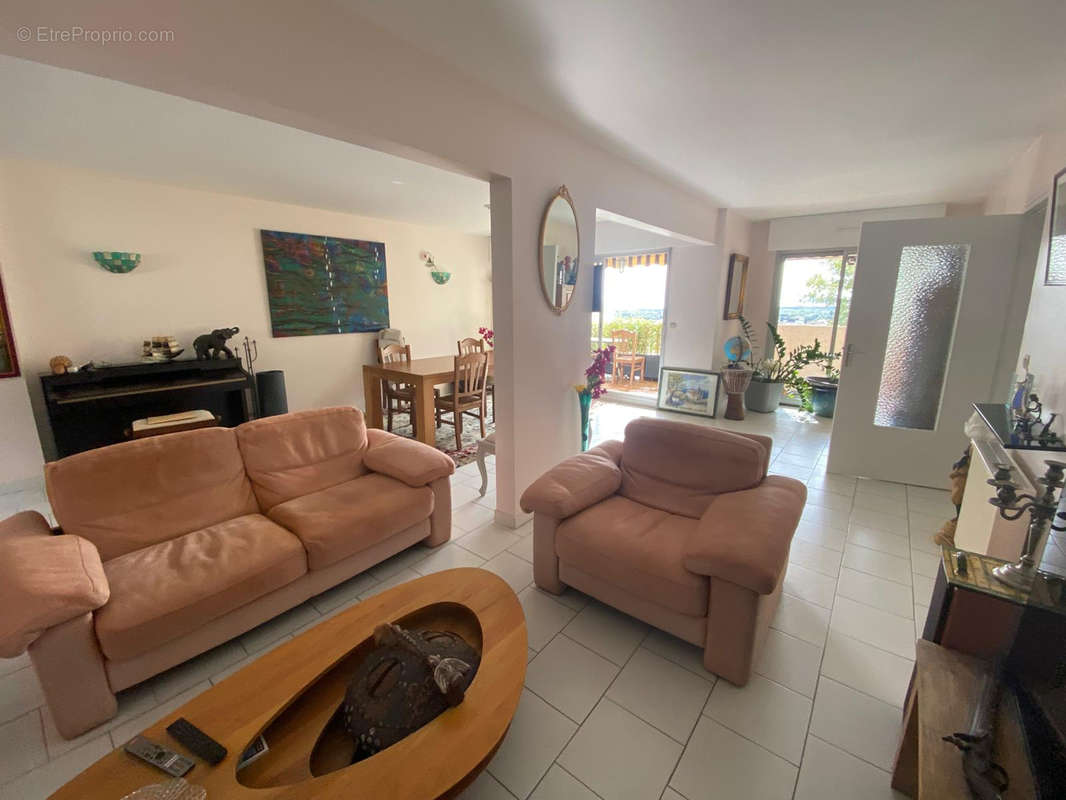 Appartement à HYERES