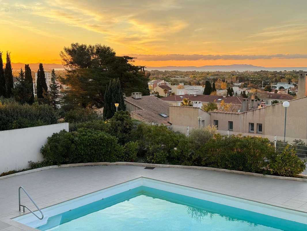 Appartement à HYERES