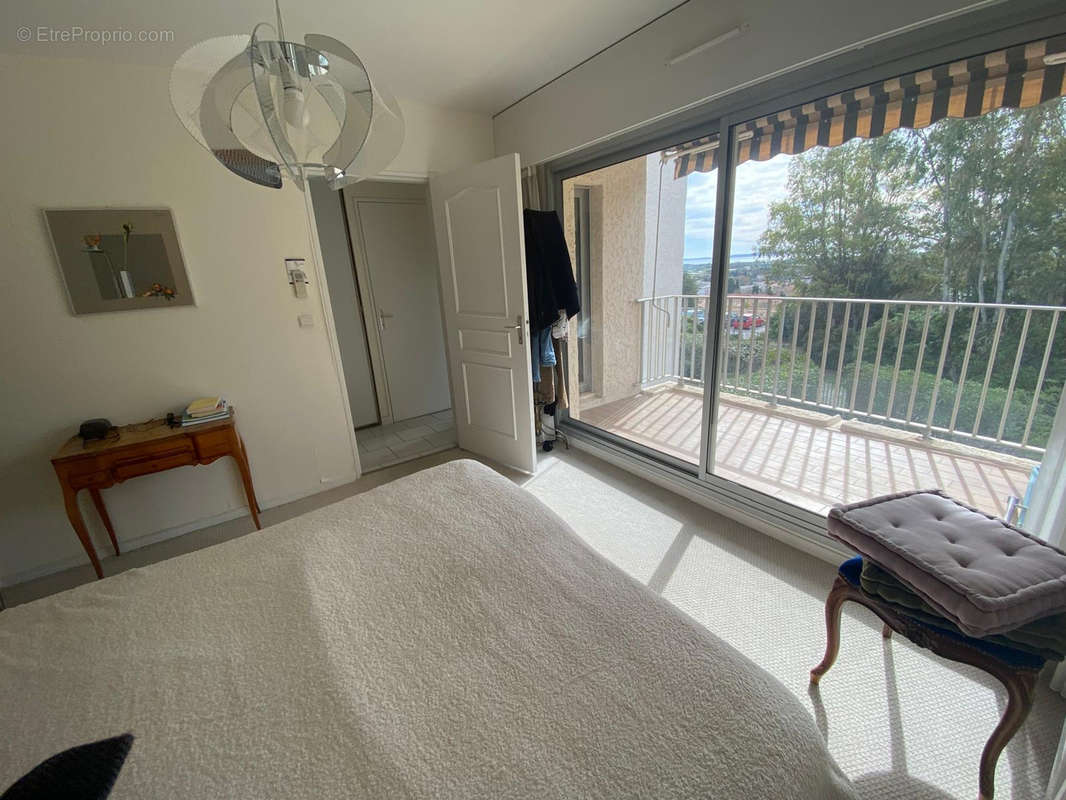 Appartement à HYERES