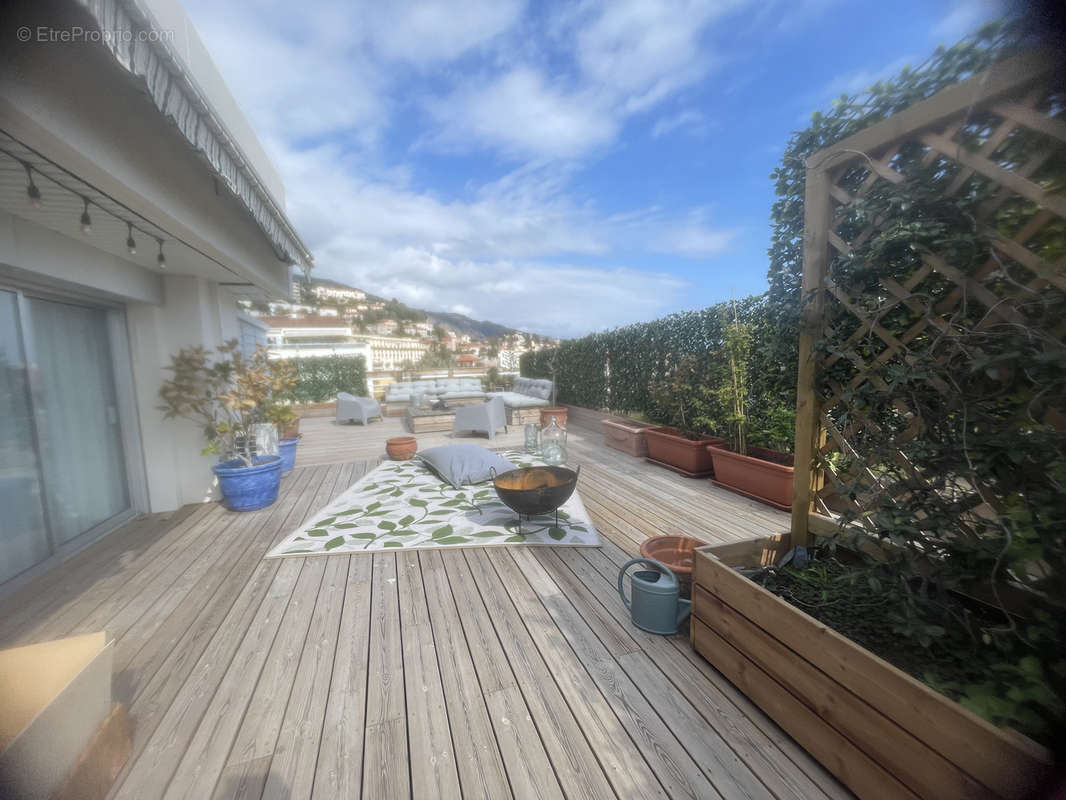 Appartement à MENTON