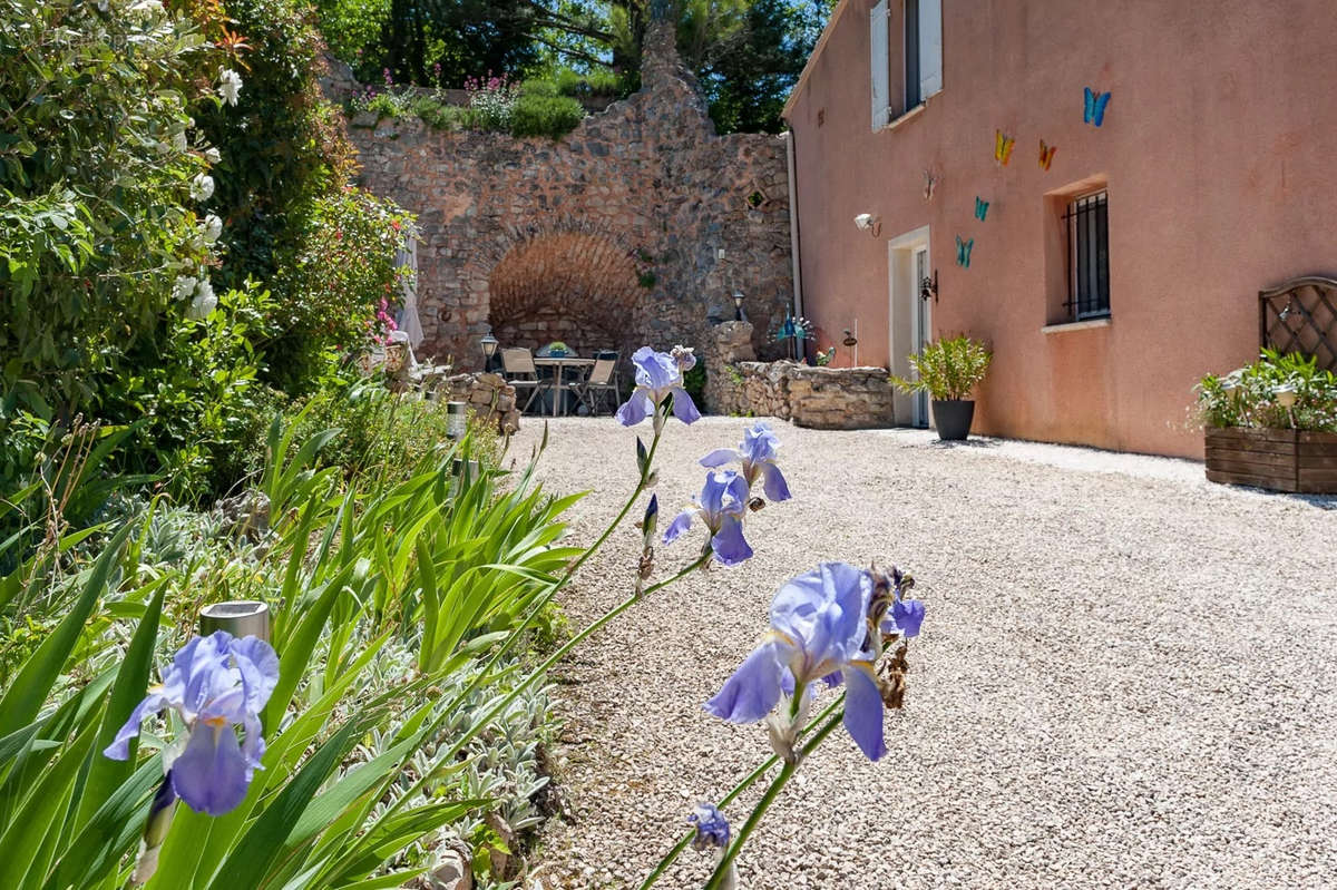 Maison à MAZAN