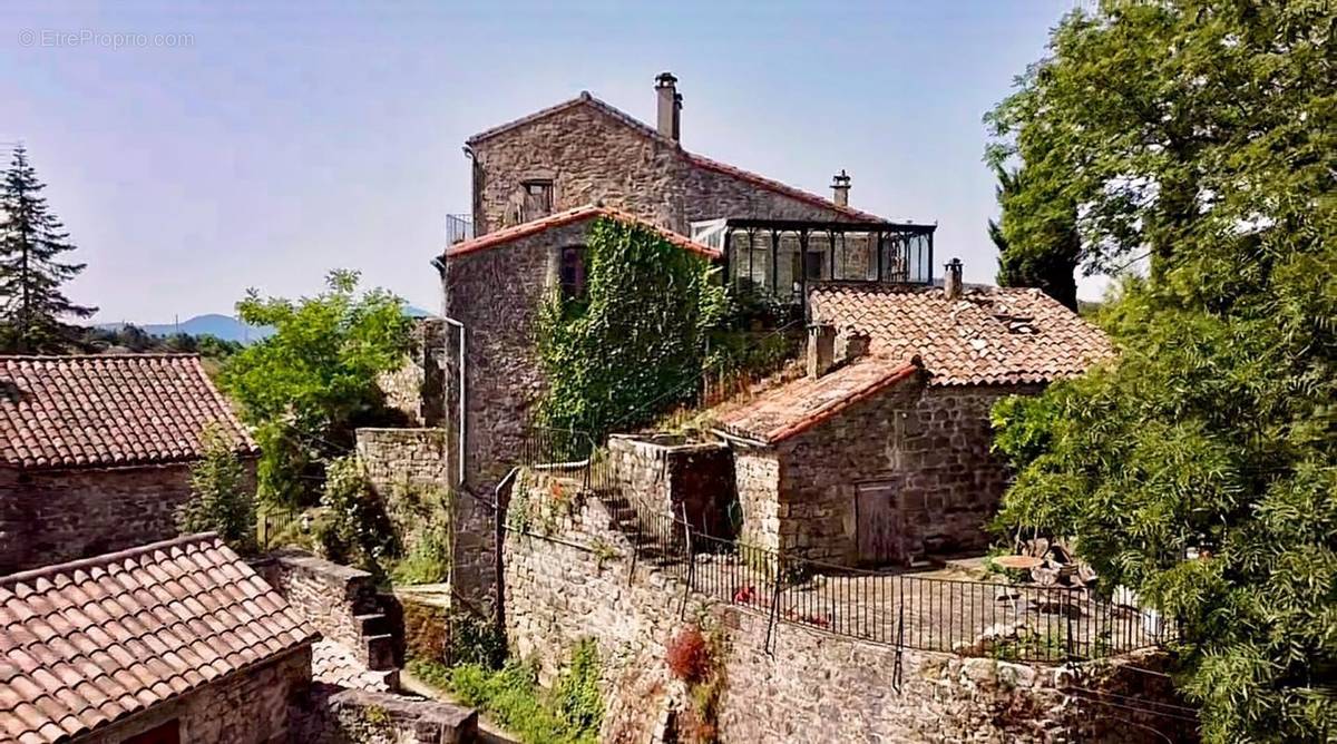 Maison à CEILHES-ET-ROCOZELS