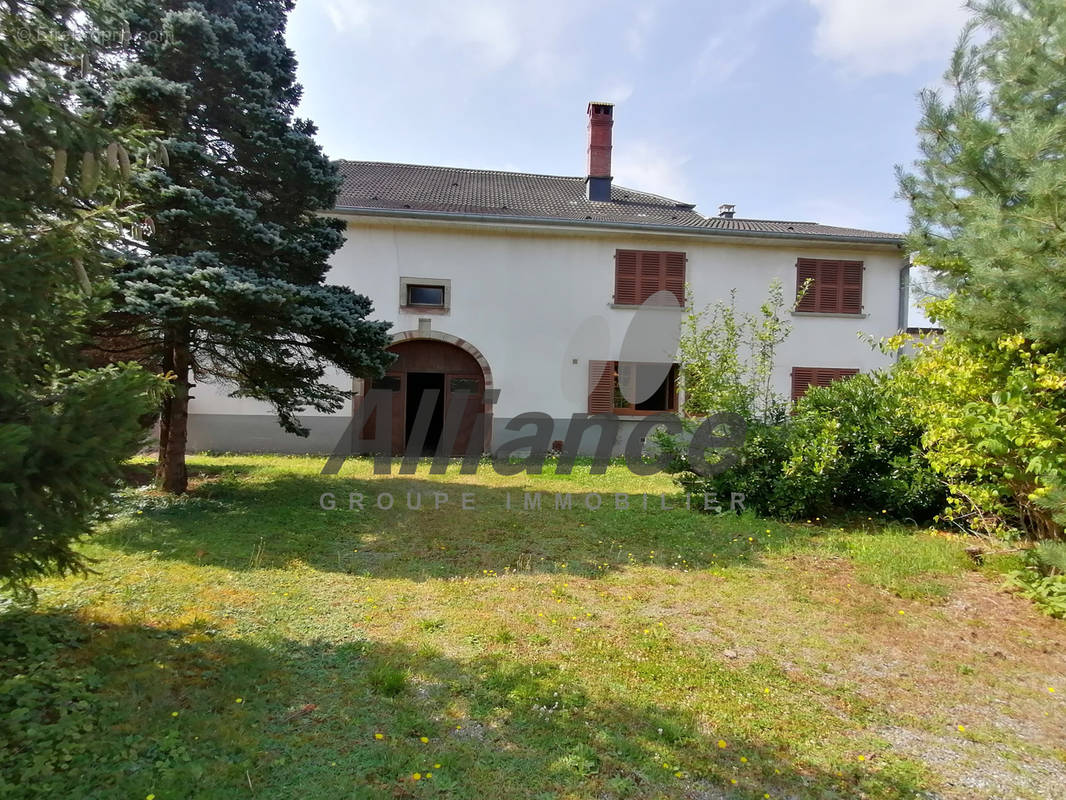 Maison à LUXEUIL-LES-BAINS