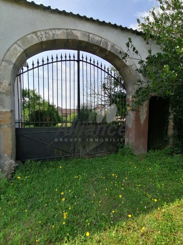 Maison à LUXEUIL-LES-BAINS