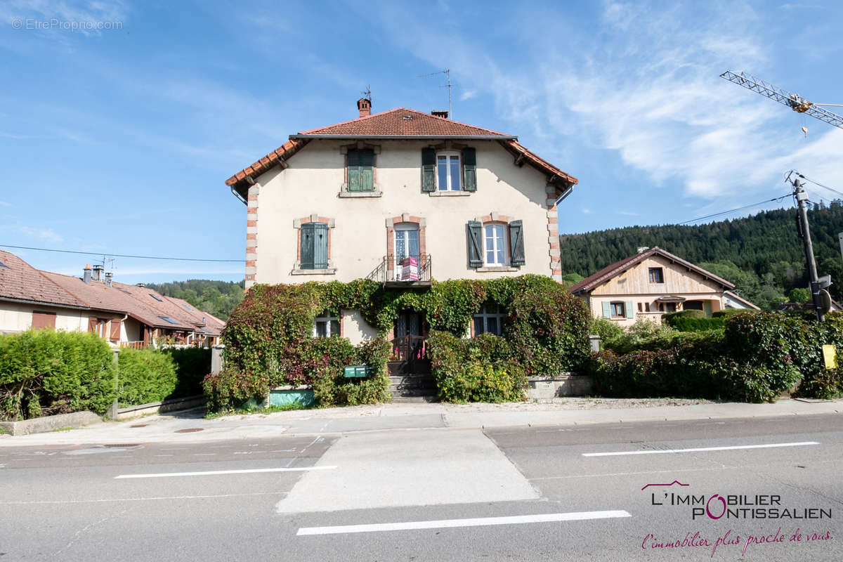 Appartement à PONTARLIER