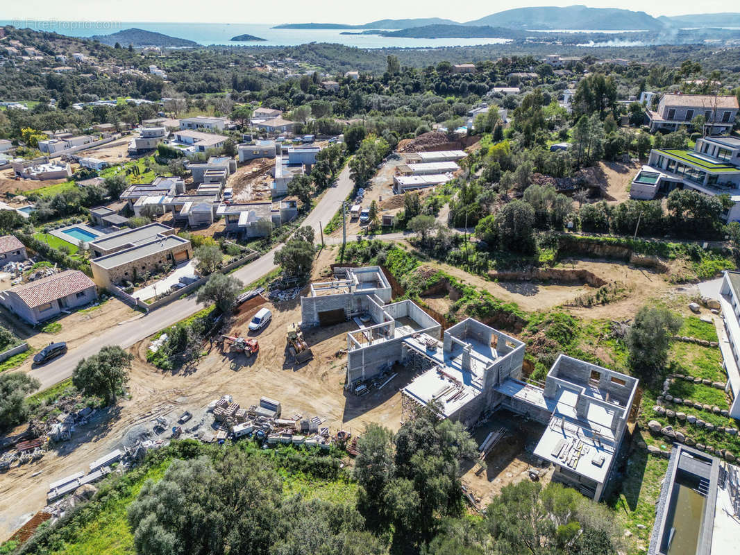 Maison à PORTO-VECCHIO