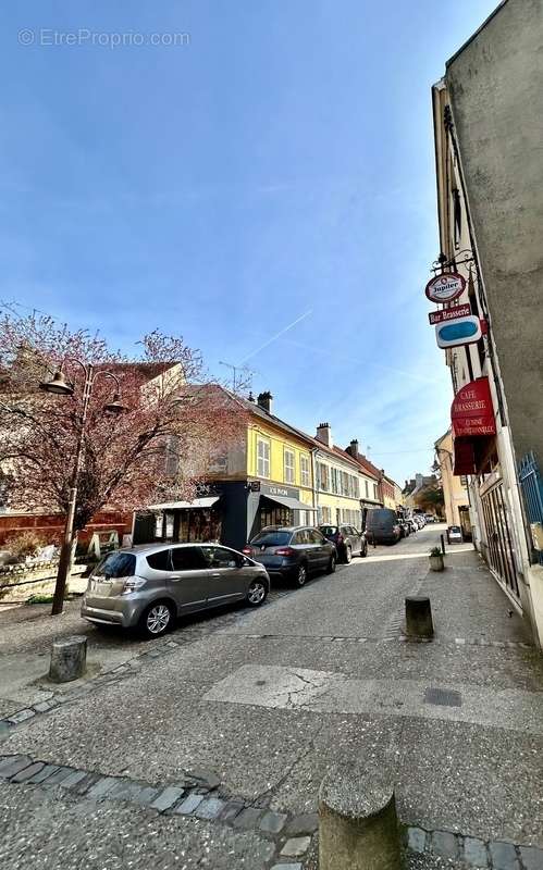 Appartement à GIF-SUR-YVETTE