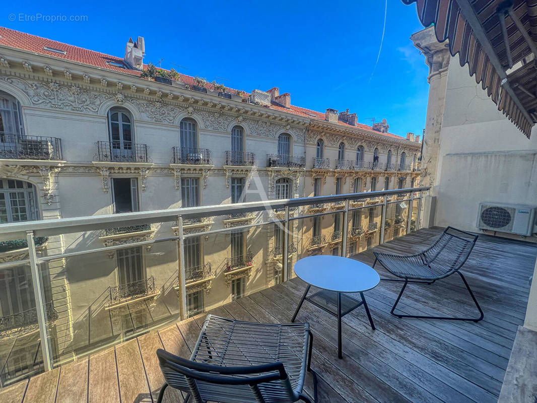 Appartement à NICE