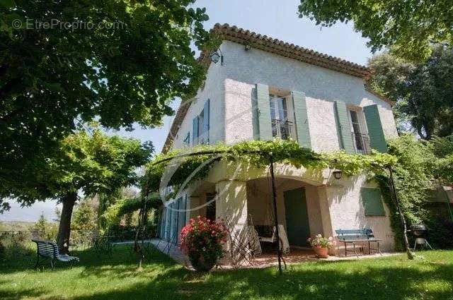 Maison à MOUGINS