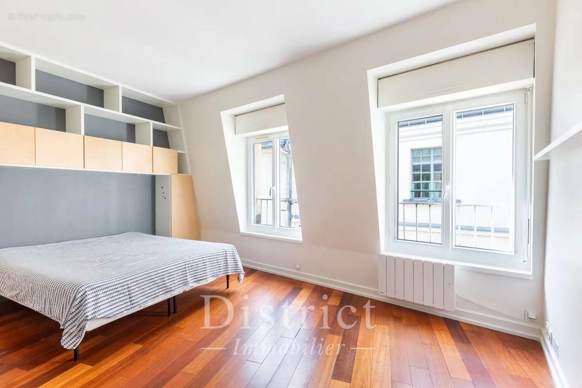 Appartement à PARIS-5E