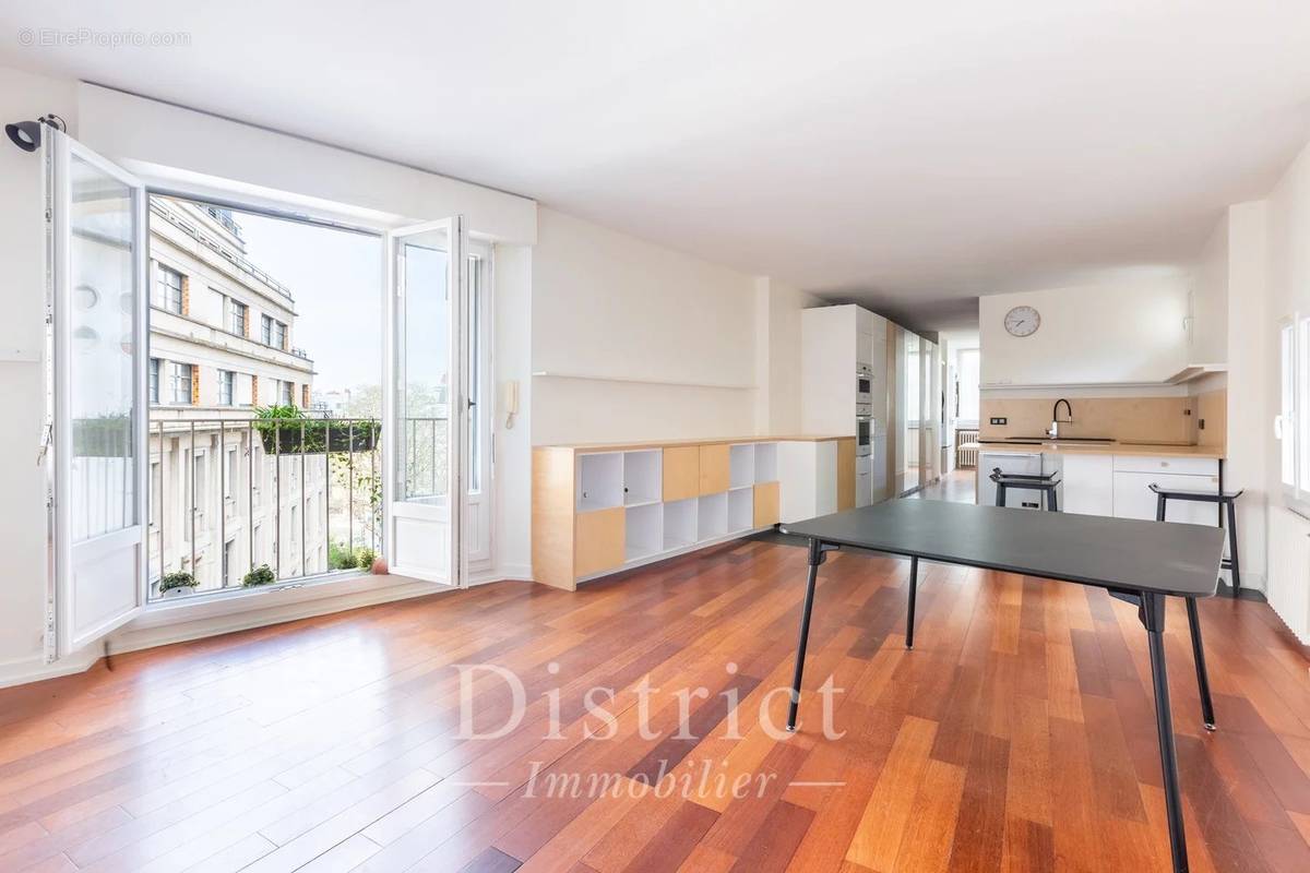 Appartement à PARIS-5E