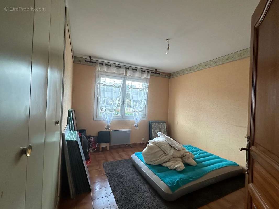 Appartement à ROQUEVAIRE