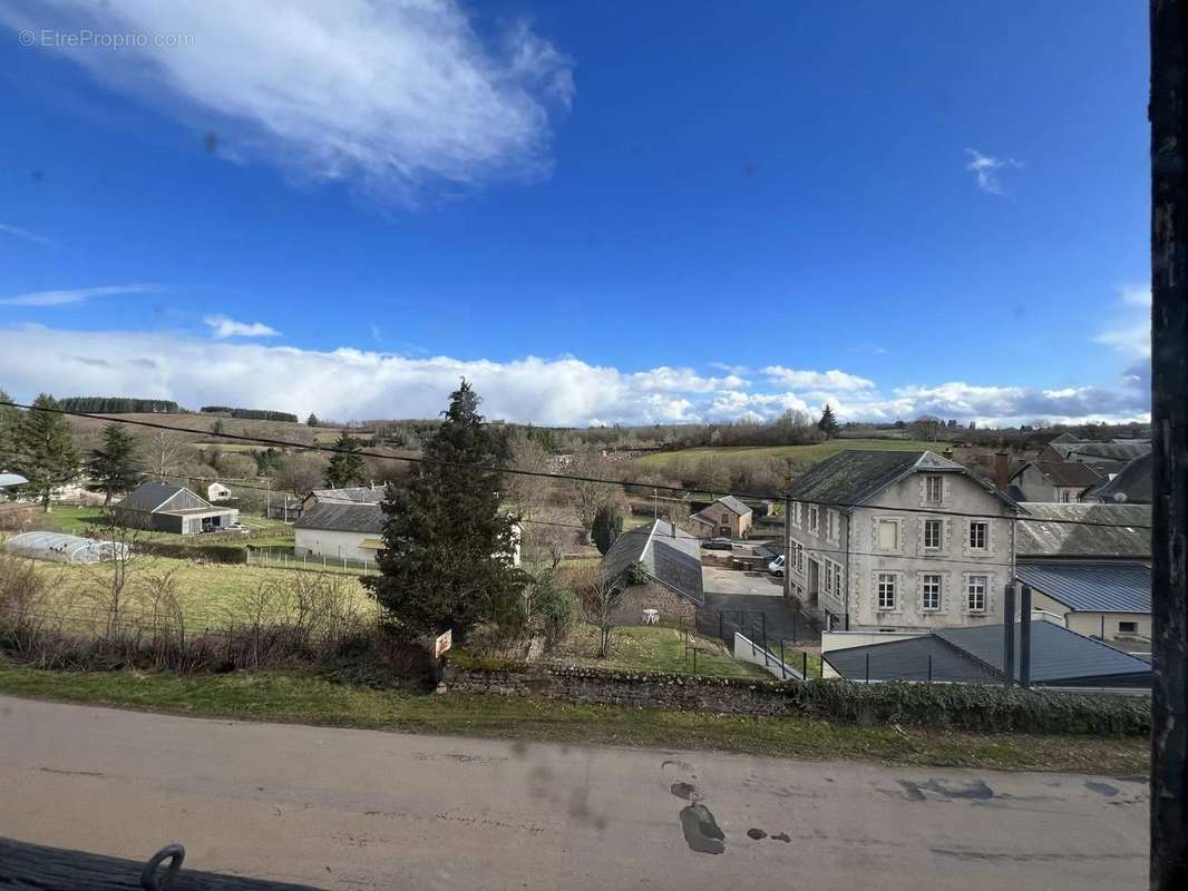 Maison à MOUX-EN-MORVAN