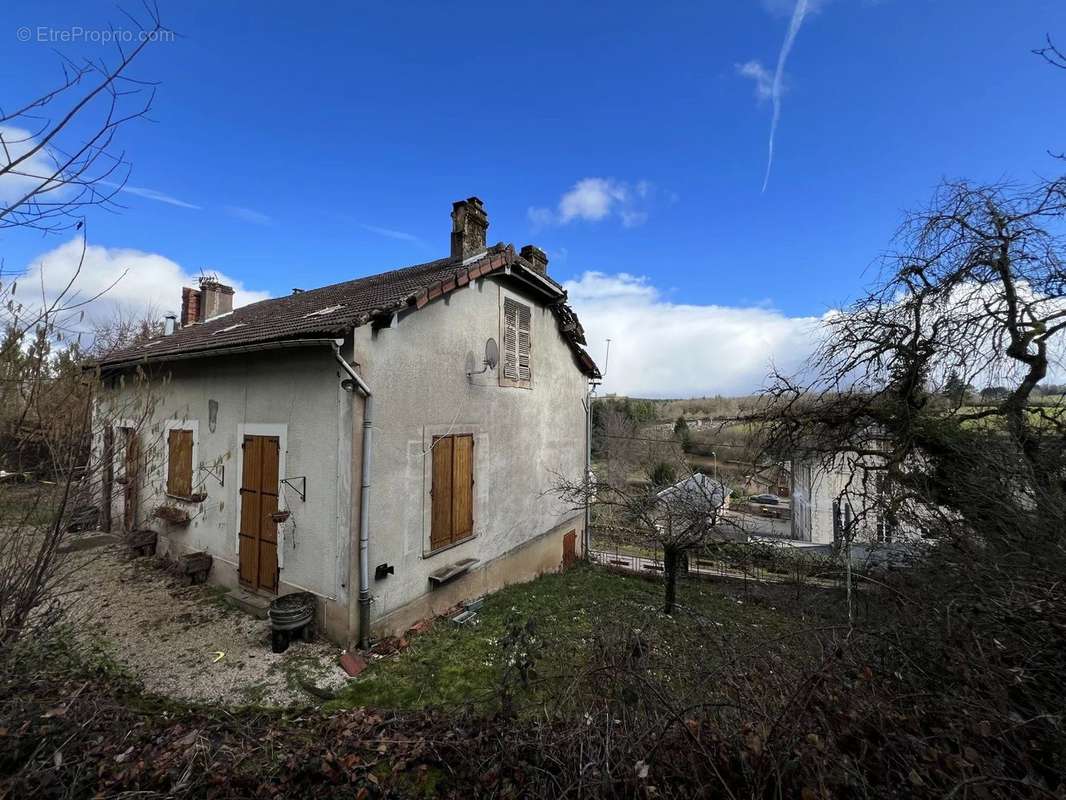 Maison à MOUX-EN-MORVAN