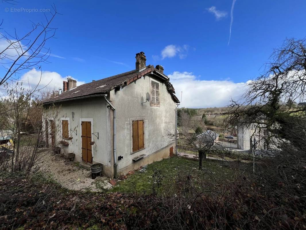 Maison à MOUX-EN-MORVAN