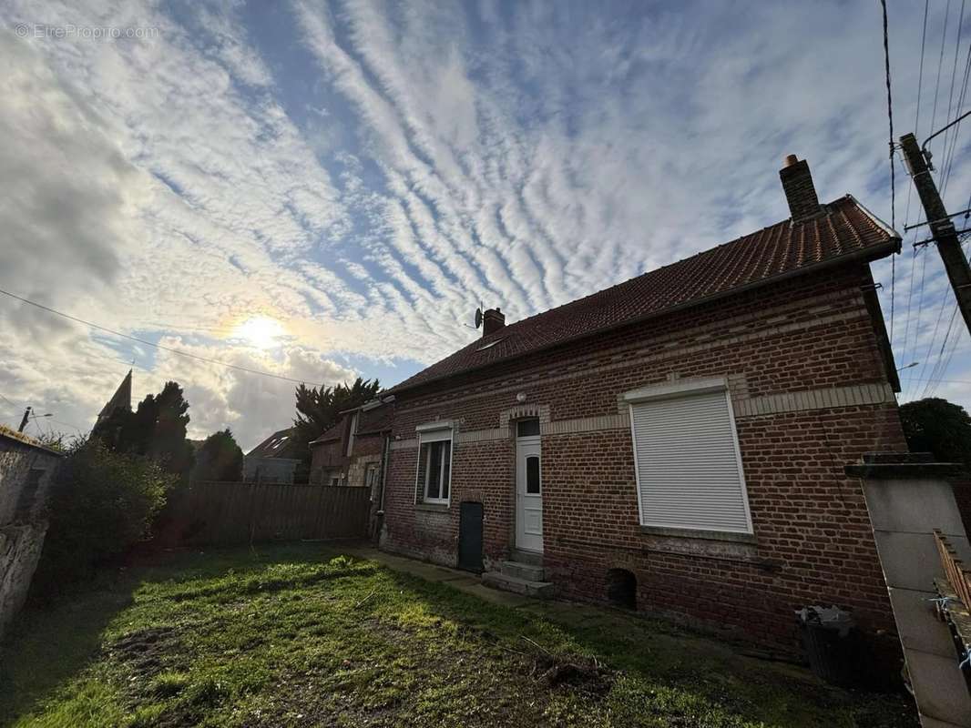 Maison à SAINT-QUENTIN