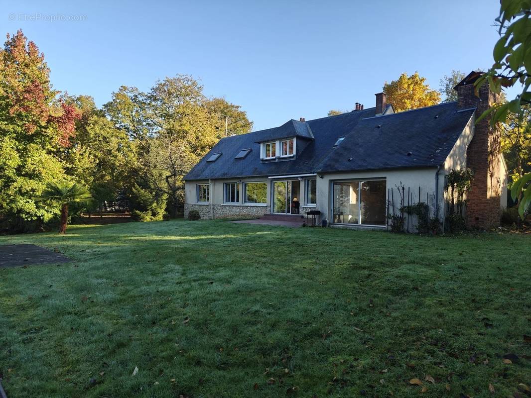 Maison à BRIONNE