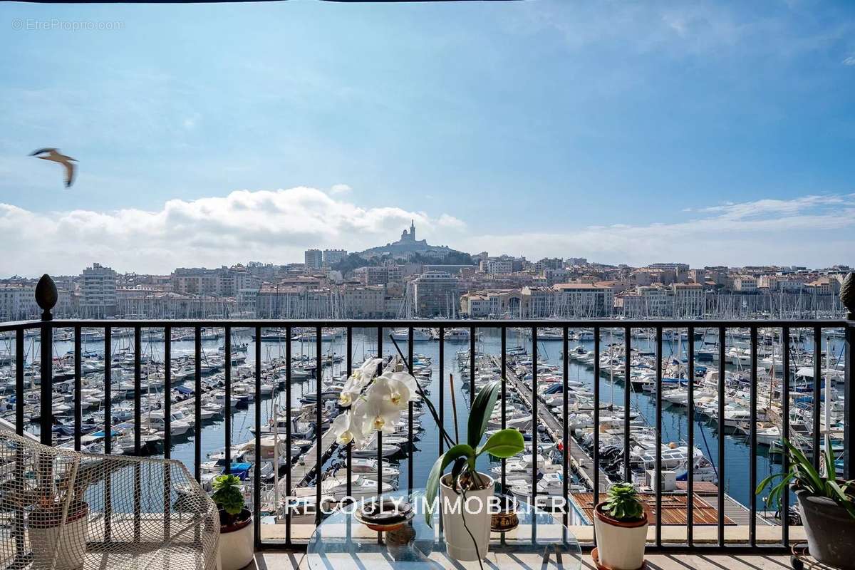 Appartement à MARSEILLE-2E