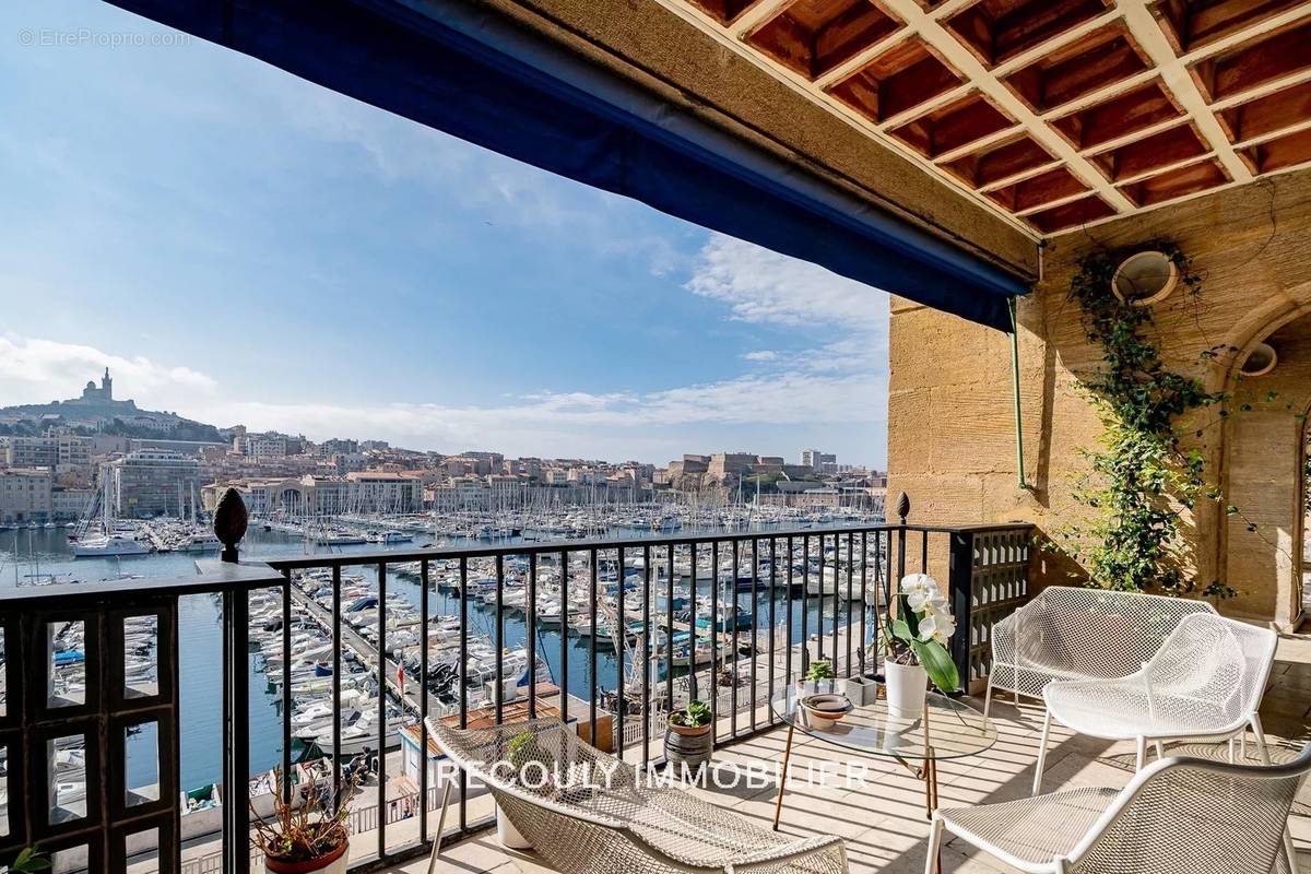 Appartement à MARSEILLE-2E