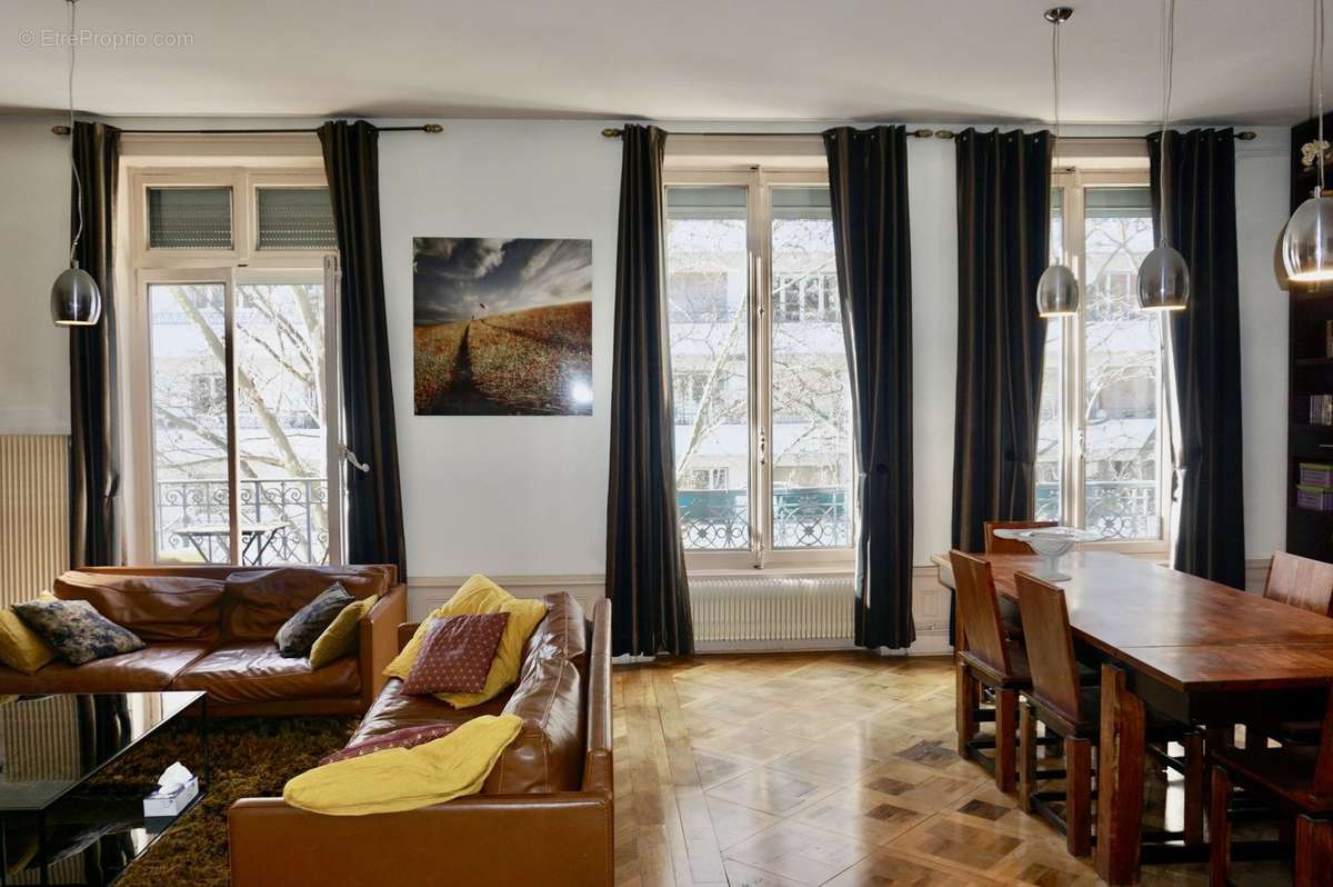 Salon, salle à manger - Appartement à LYON-3E