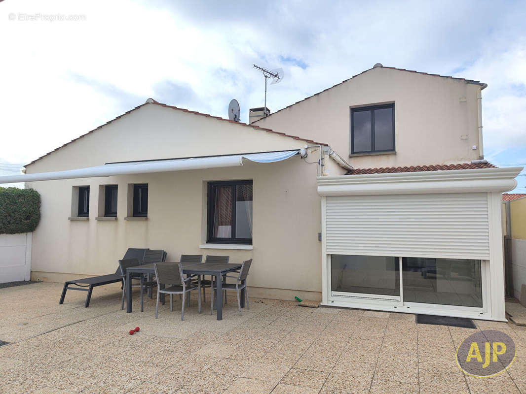 Maison à L&#039;AIGUILLON-SUR-MER