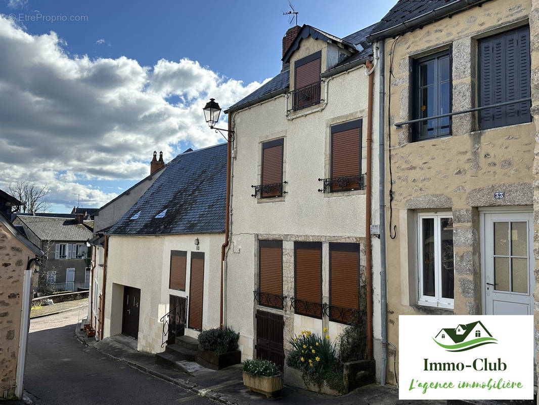 Maison à CHATEAU-CHINON(VILLE)