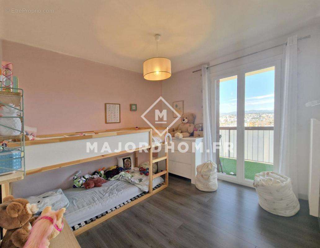 Appartement à MARSEILLE-10E