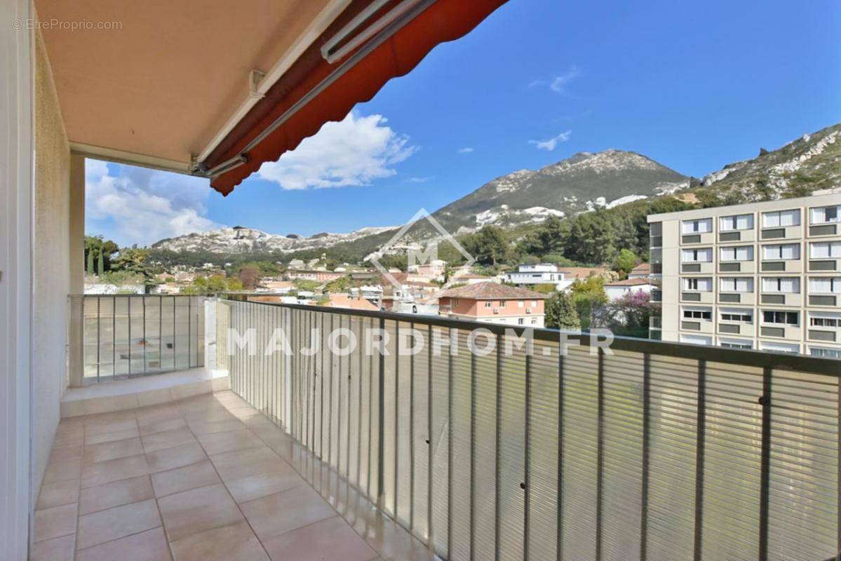 Appartement à MARSEILLE-9E